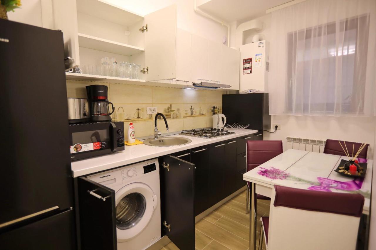 Apartament Olga Apartment นาโวดาริ ภายนอก รูปภาพ