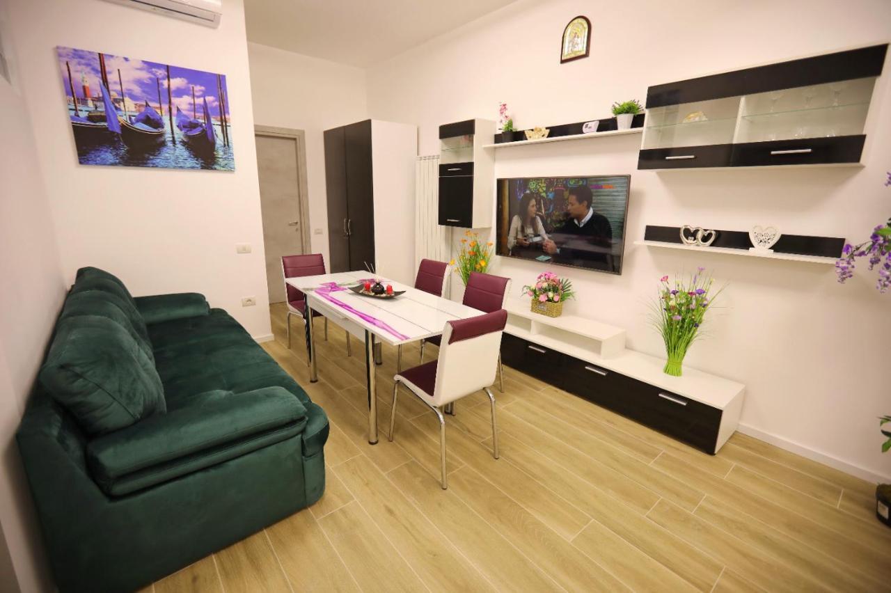 Apartament Olga Apartment นาโวดาริ ภายนอก รูปภาพ