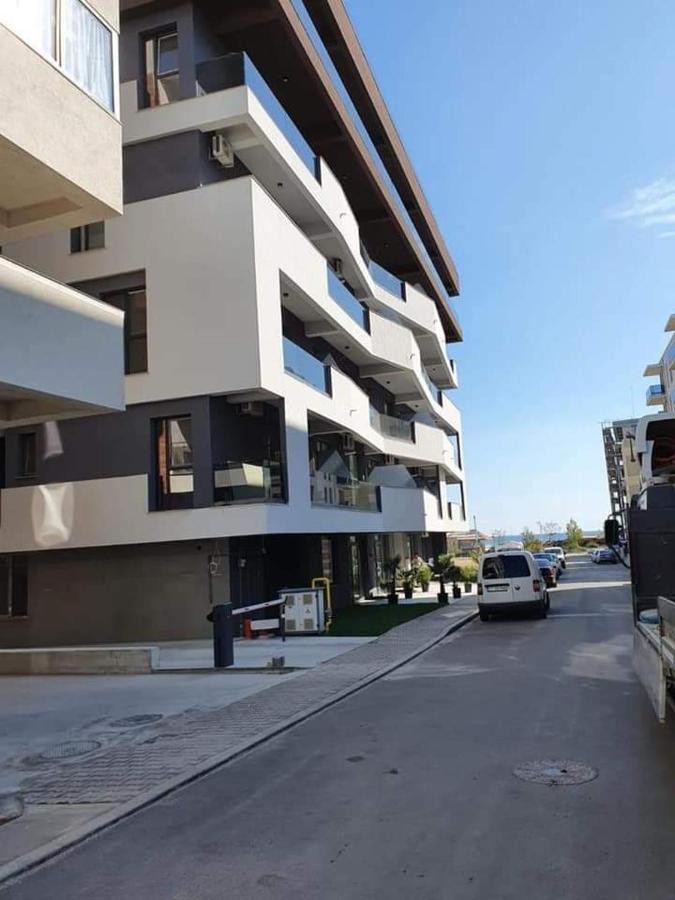 Apartament Olga Apartment นาโวดาริ ภายนอก รูปภาพ